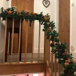 The Stopping Point Stylish Coastal Retreat Near Cartmel & District Дом отдыха Flookburgh