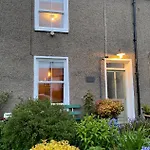 Дом отдыха The Stopping Point Stylish Coastal Retreat Near Cartmel & District *