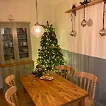 Дом отдыха The Stopping Point Stylish Coastal Retreat Near Cartmel & District