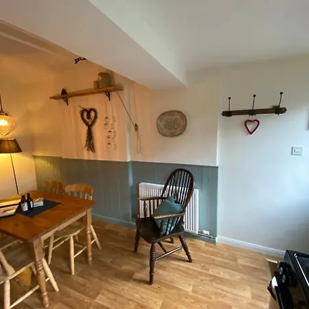 The Stopping Point Stylish Coastal Retreat Near Cartmel & District *